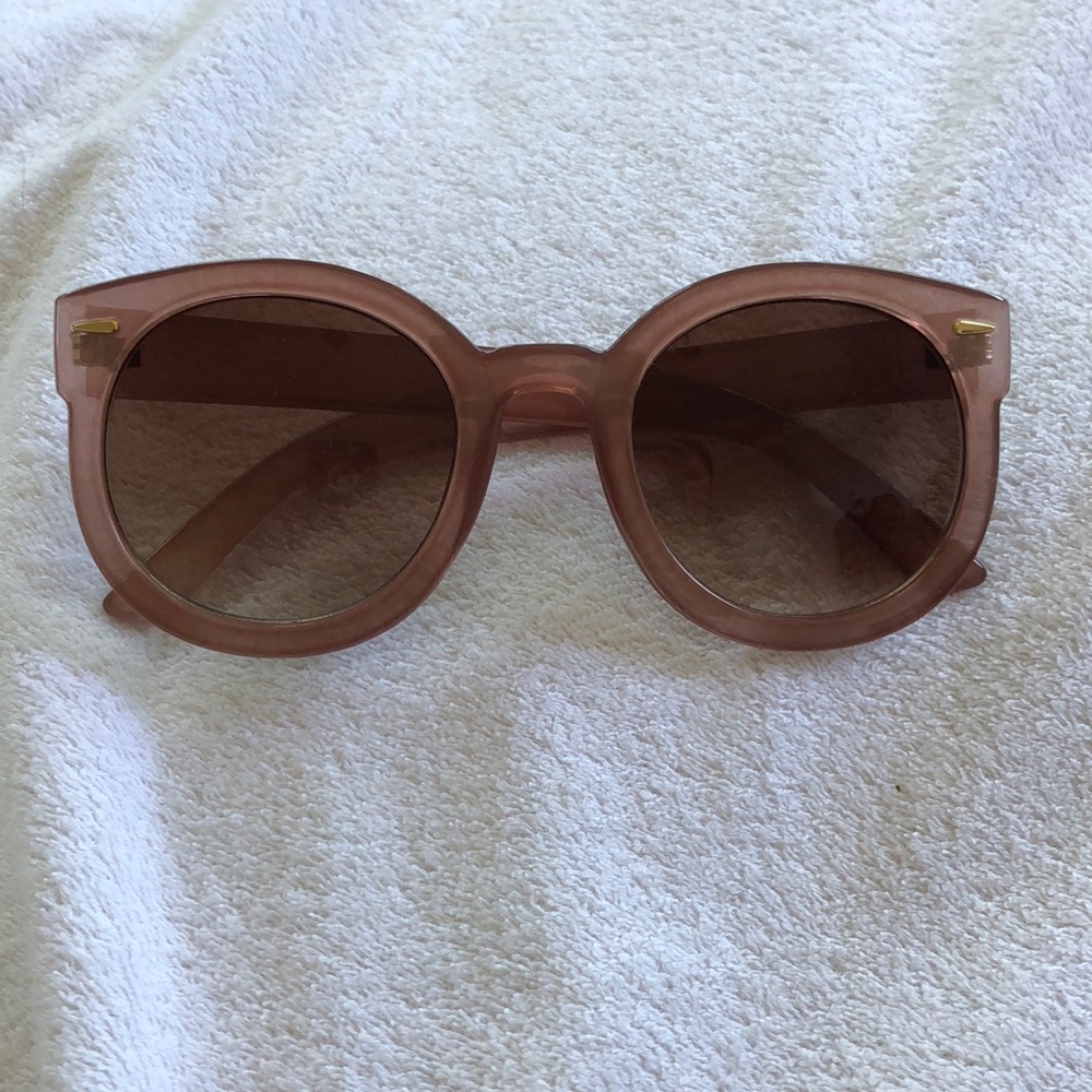Urban Outfitter Sunglasses